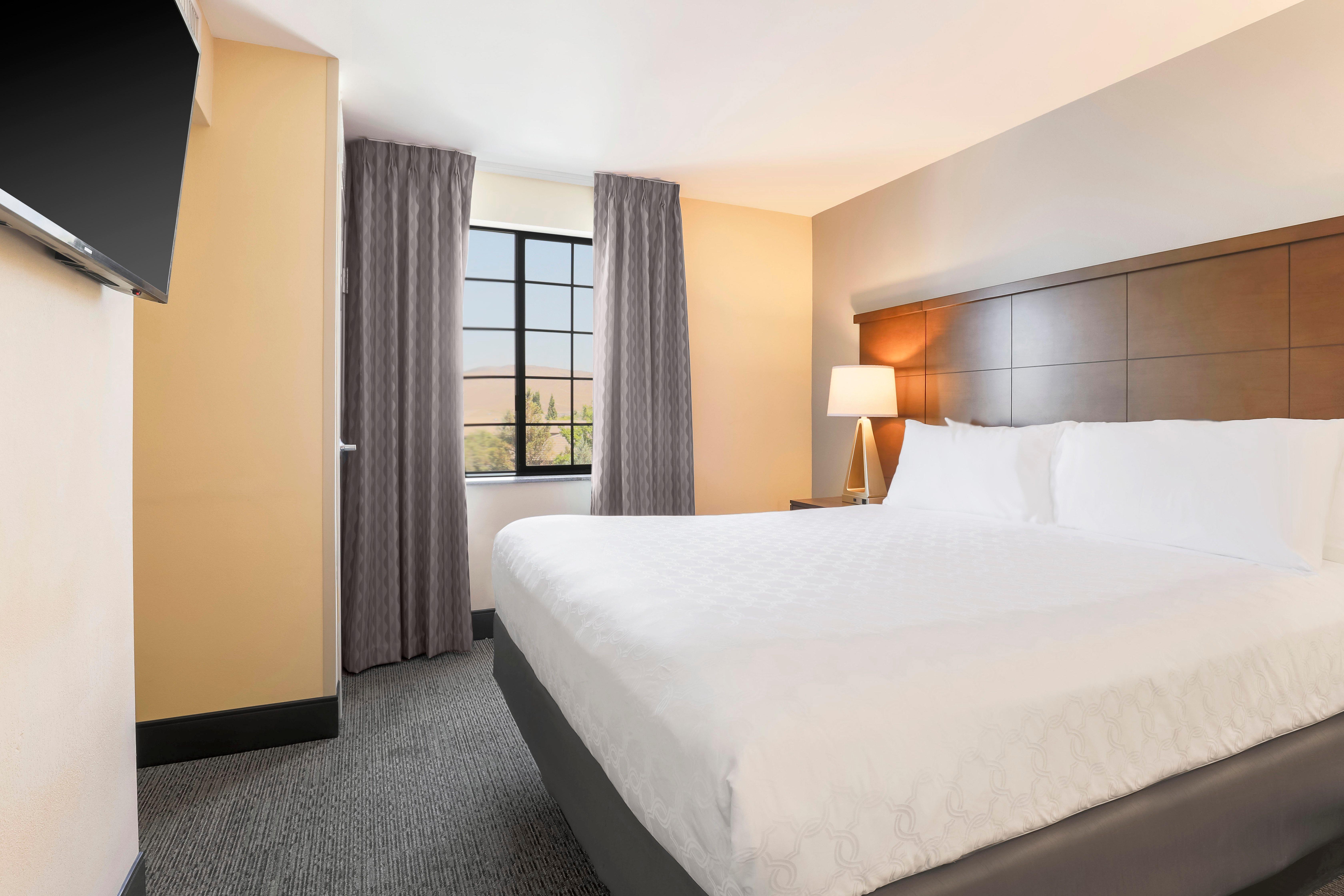 Staybridge Suites Reno Nevada, an IHG Hotel Exterior foto